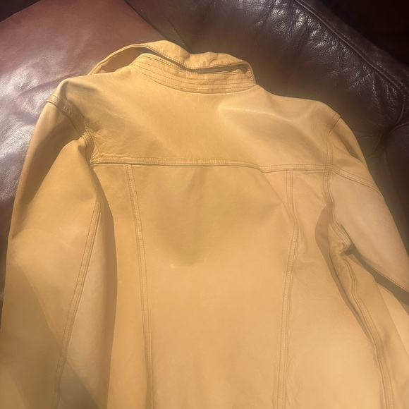 Limited edition, Gap mustard, genuine, leather jacket - Picture 2 of 7